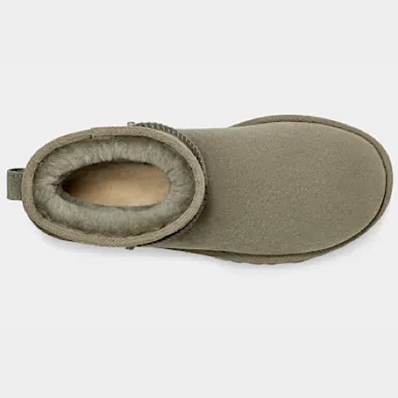 UGG Classic Mini Boots Size 9 Green - Picture 6 of 15